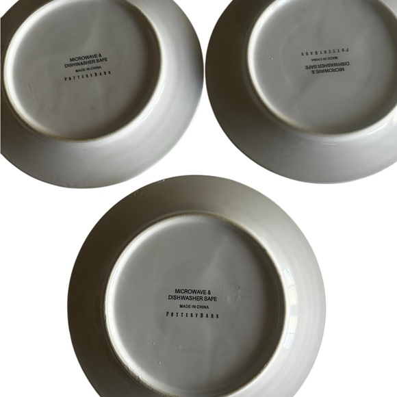 POTTERY BARN EMBOSSED REINDEER 8” SALAD PLATES - Picture 4 of 13